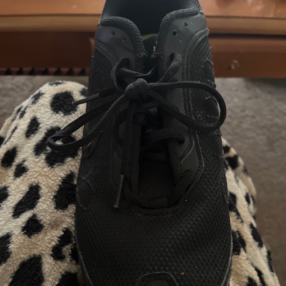 Men’s shoes